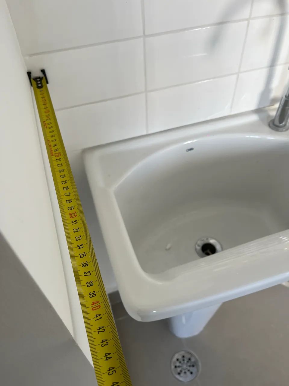 Tanque de lavar roupa Celite P 54,5x48,5 Com coluna Branco - Foto 2