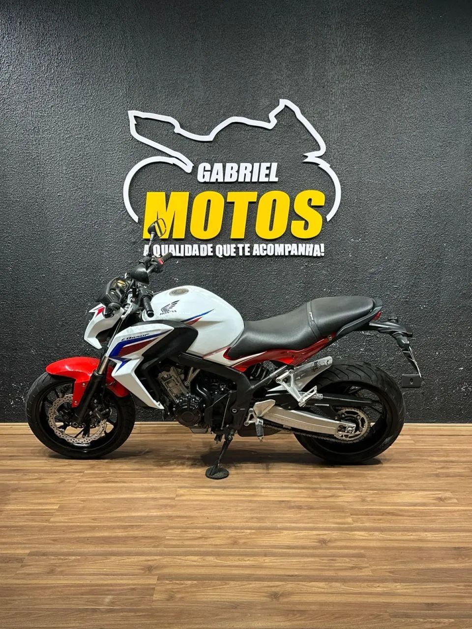 HONDA CB 650 F ABS - 2015 - Foto 2