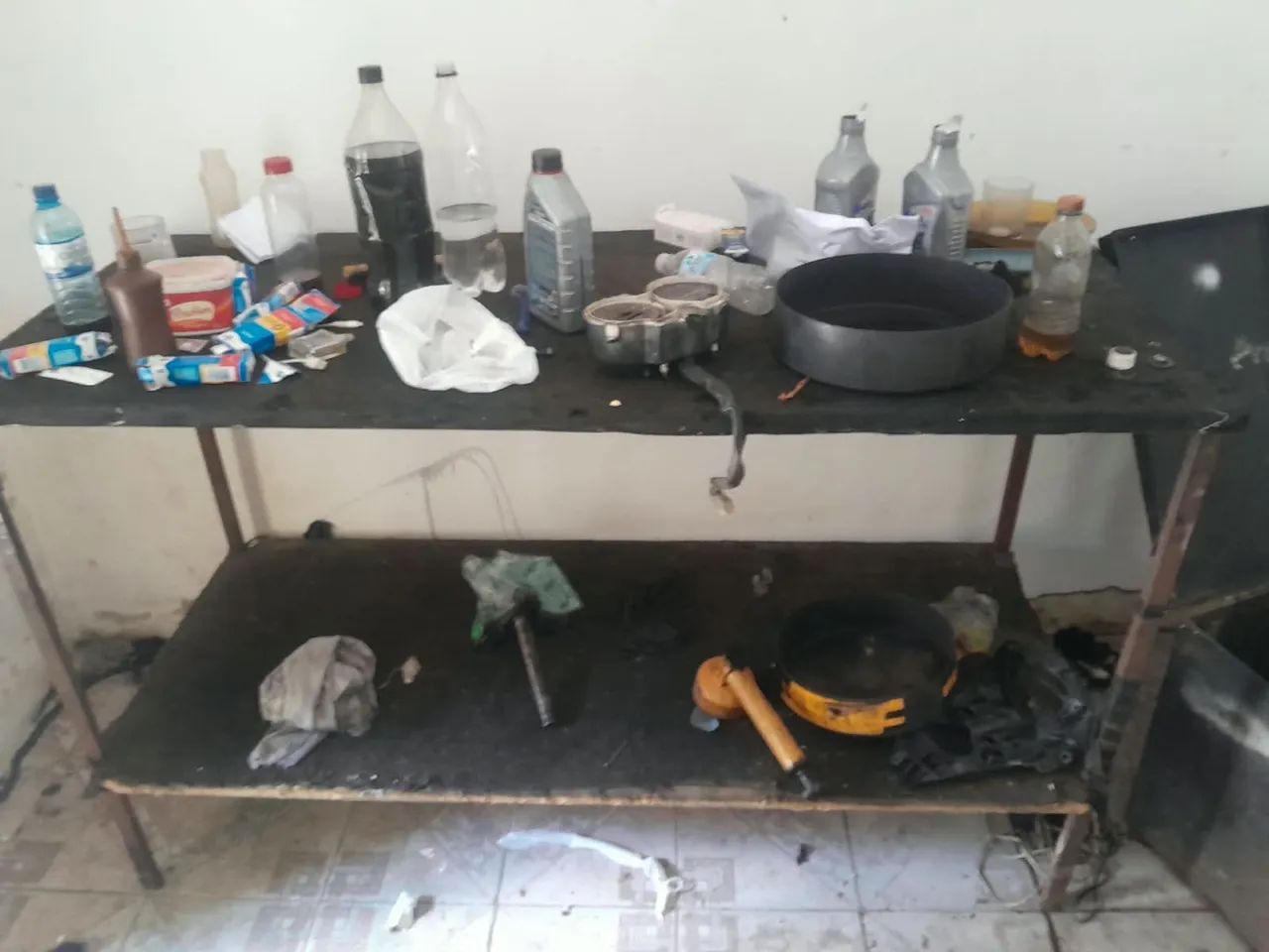 Bancada e baú 