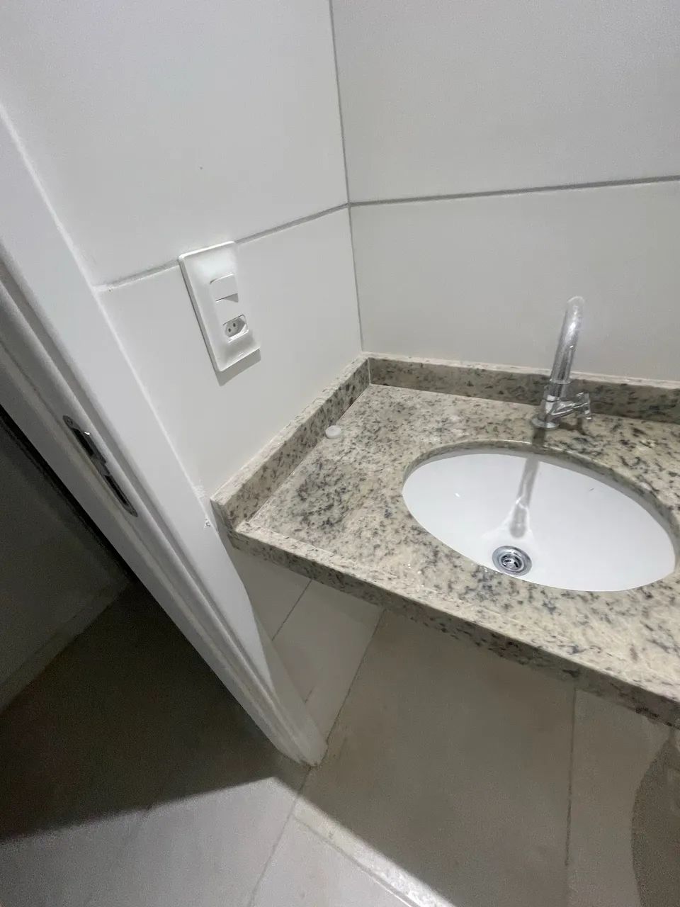 Pia de mármore NOVA65204301674371121