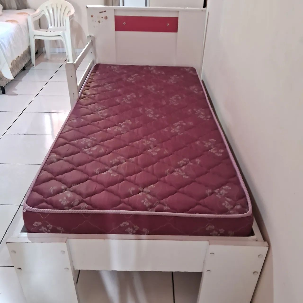 Cama de solteiro 
