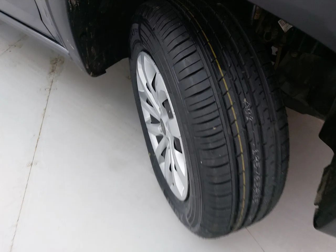 Fiat Strada Freedom 1.3 Flex 8V CD, foto 13 de 18