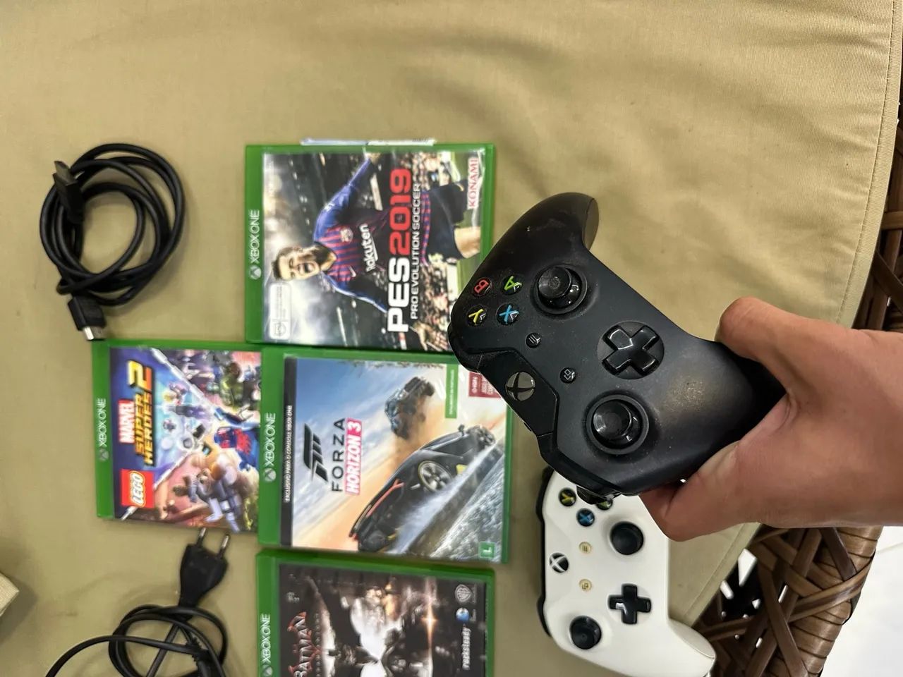 Controles e cds originais do Xbox one!! - Foto 4