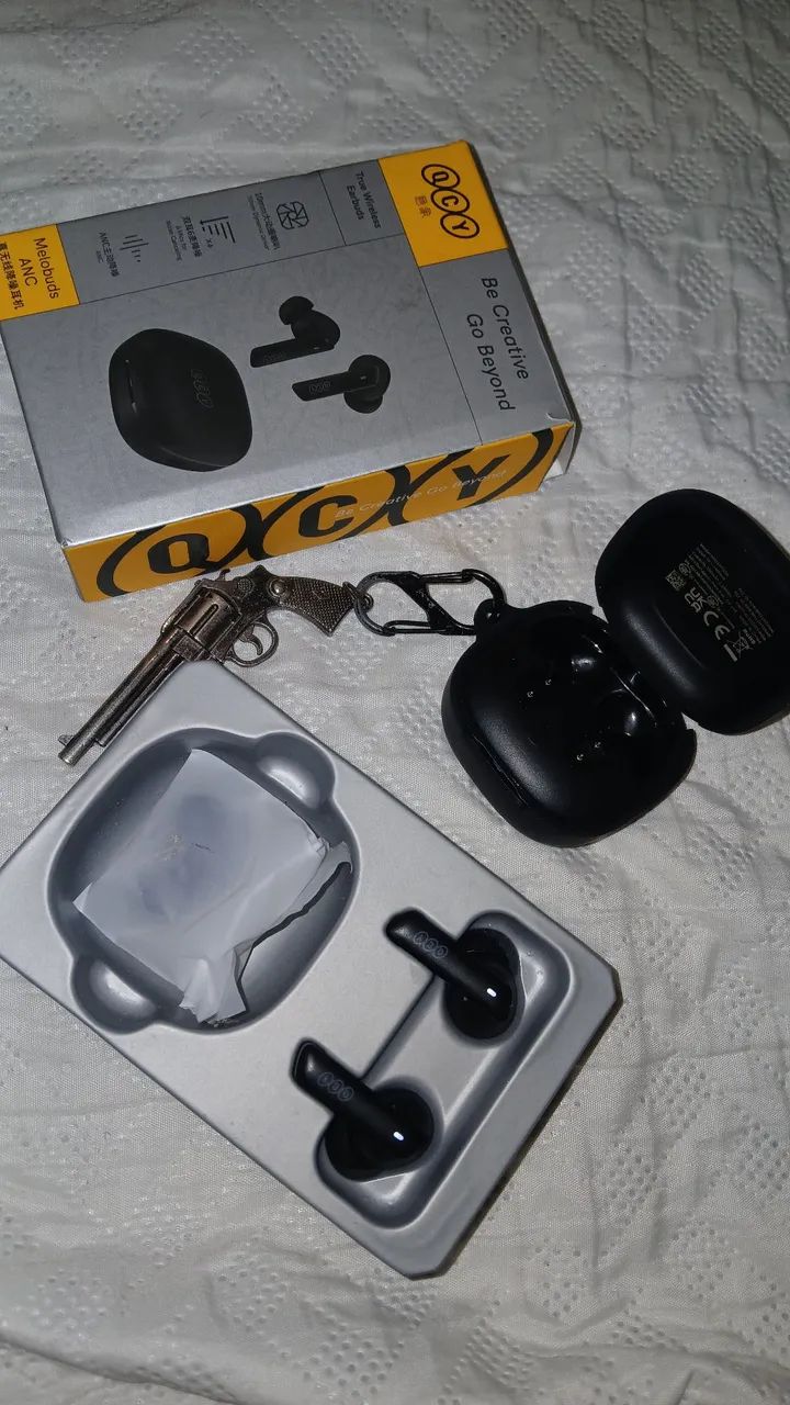 Fone de ouvido QCY HT05