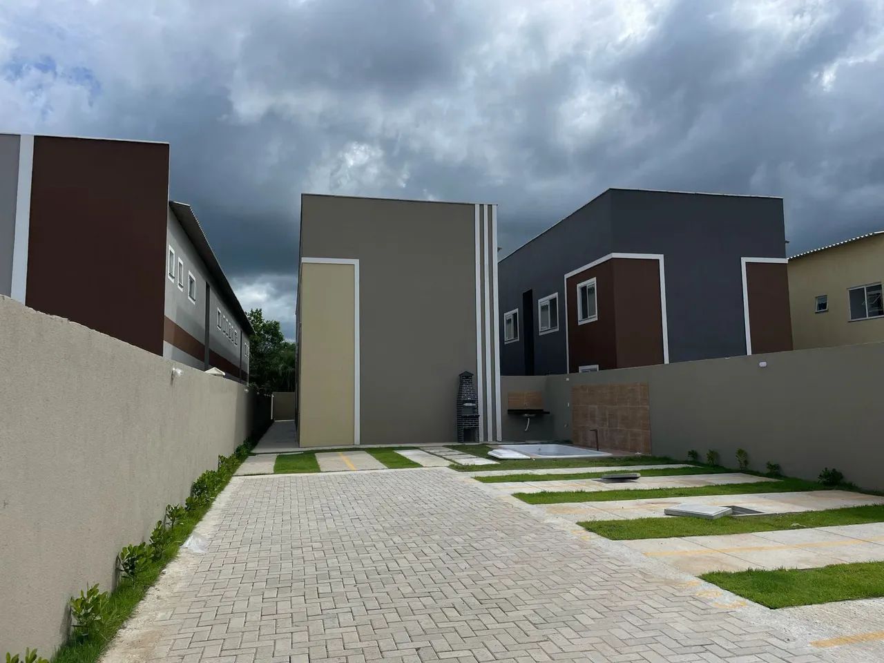 Apartamento para repasse ou refinanciamento em Itaitinga 