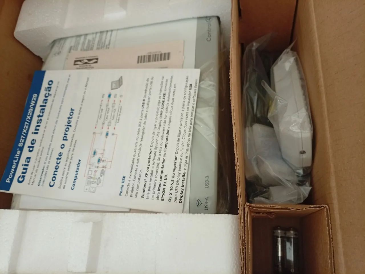 Projetor Epson powerlites27 - Foto 4