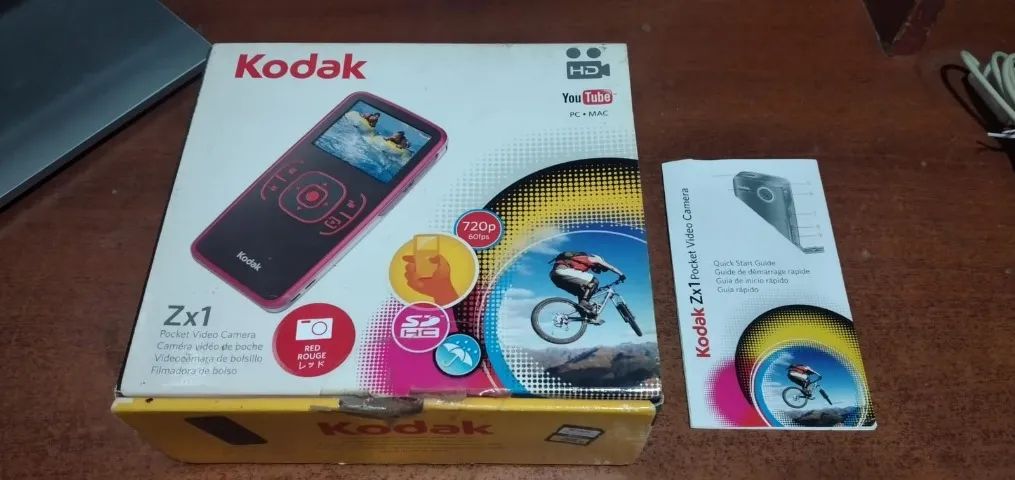 Filmadora Kodak ZX1 funcionando e com acessórios - Câmeras e