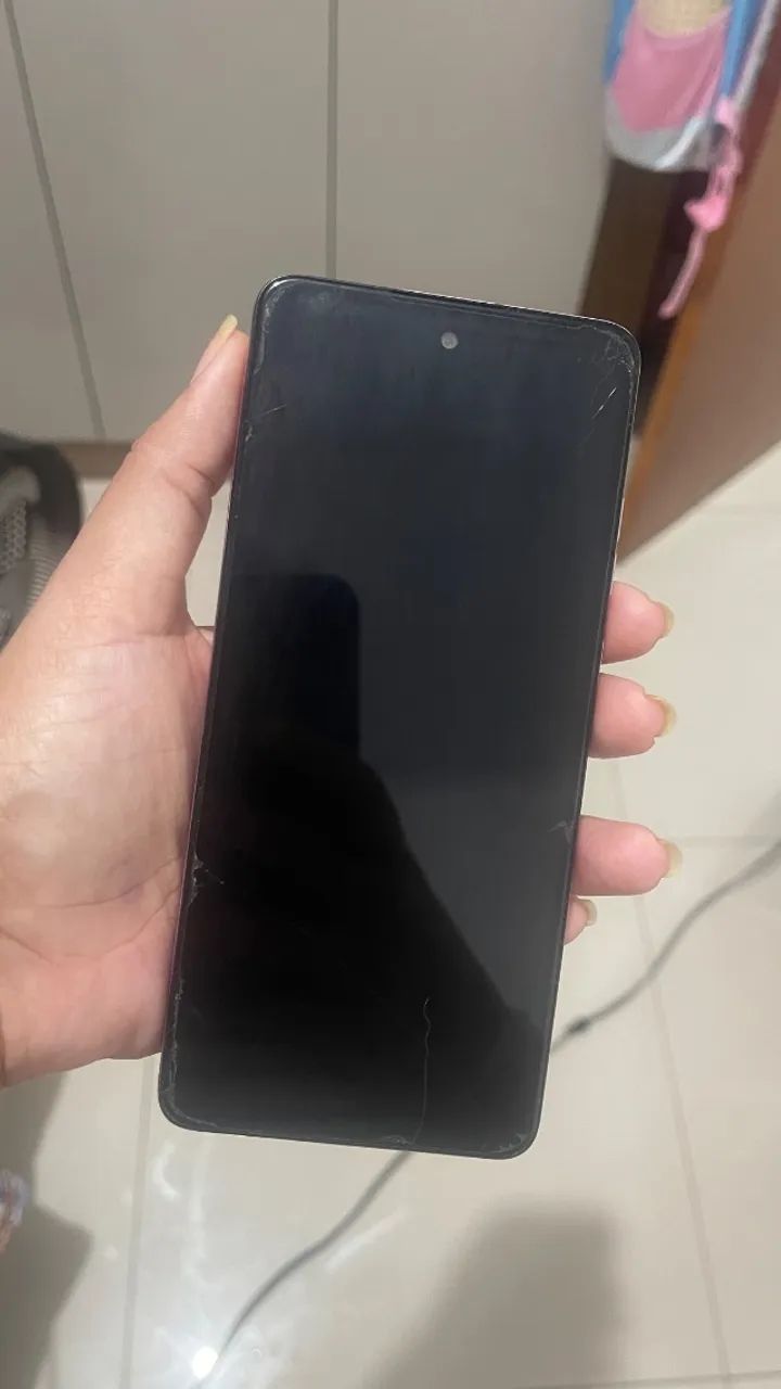 Celular G24 motorola 