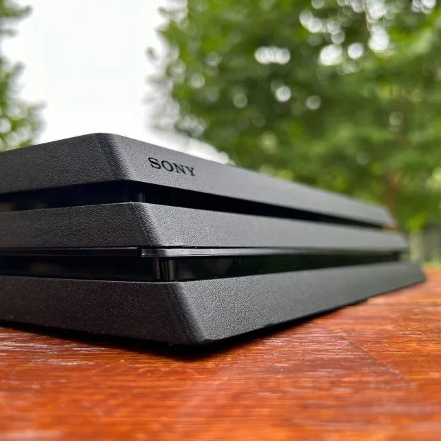 Console PlayStation 4 Pro 1TB com Controle Original e Caixa - Foto 5