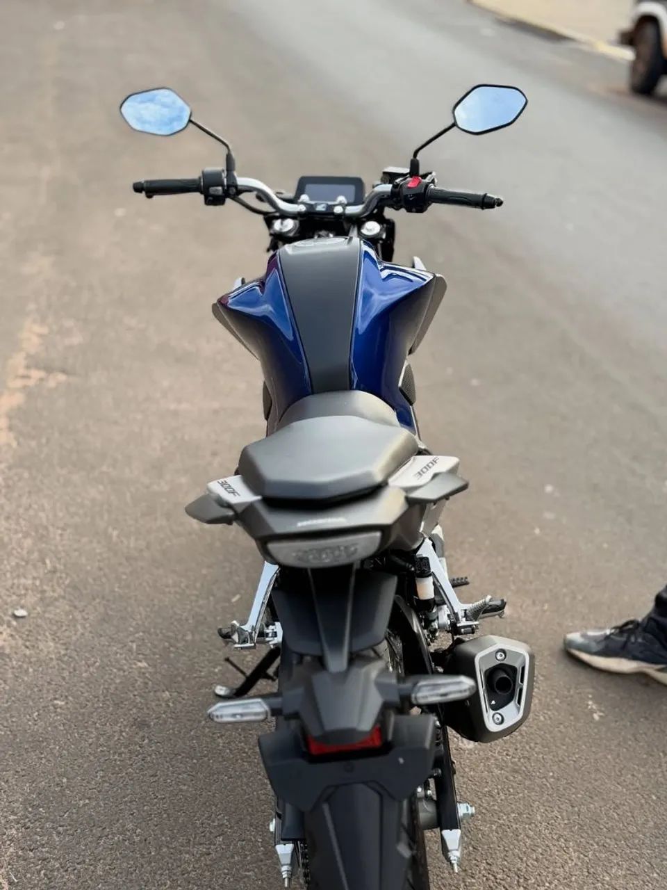 CB 300F 2026! - Foto 3