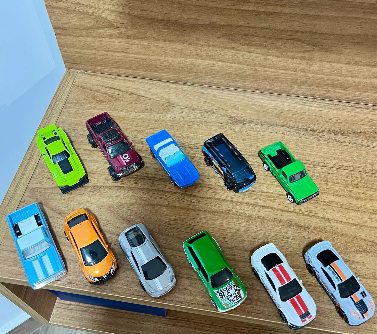 Hot Wheels Loose - 11 miniaturas  - Foto 4