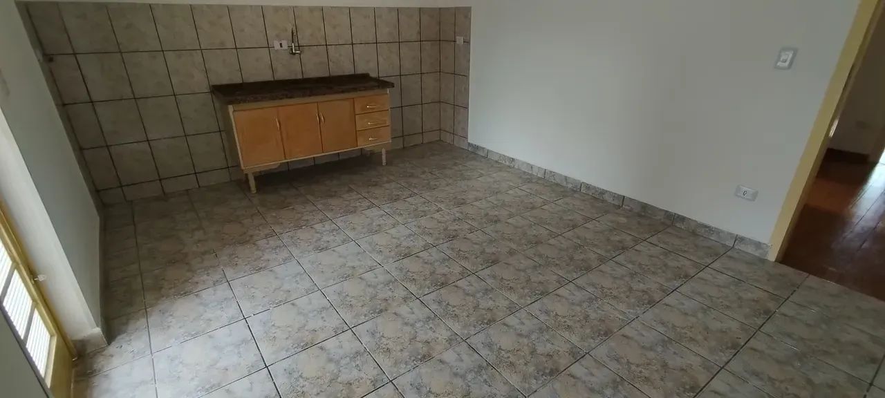 Alugo sobrado no centro de São Roque - Foto 12