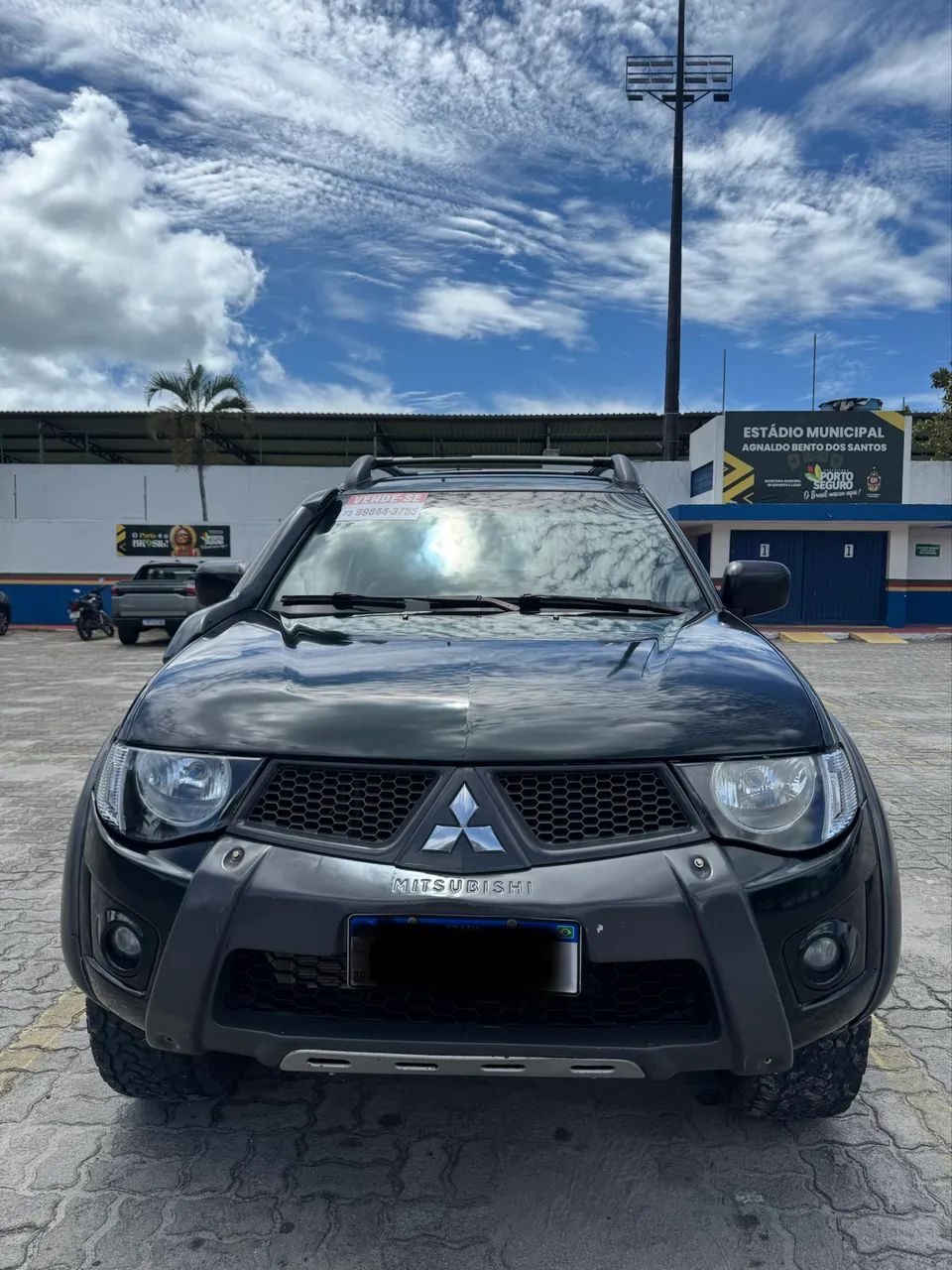 Mitsubishi L200 2015