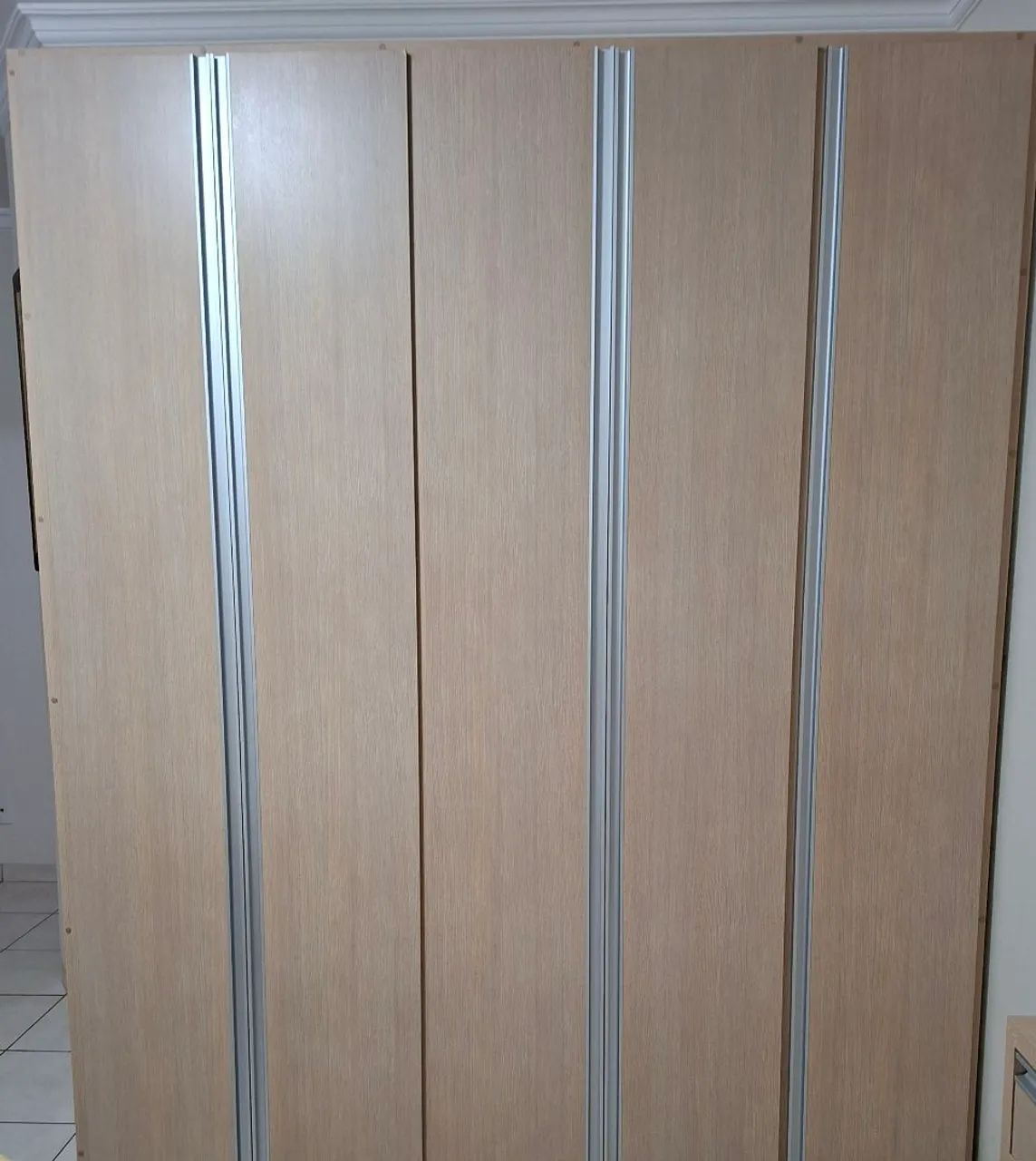 Guarda-roupa 