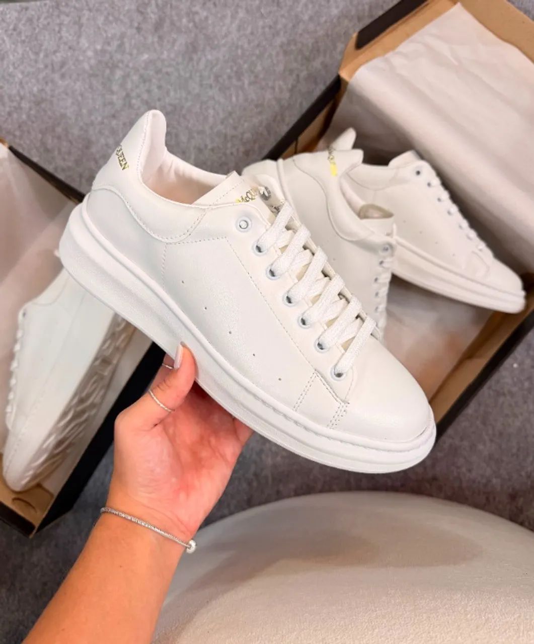 Alexander Mcqueen Novo, Nunca usado - Foto 4