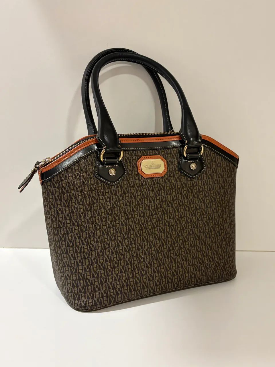 Bolsa feminina Victor Hugo de couro - Foto 3