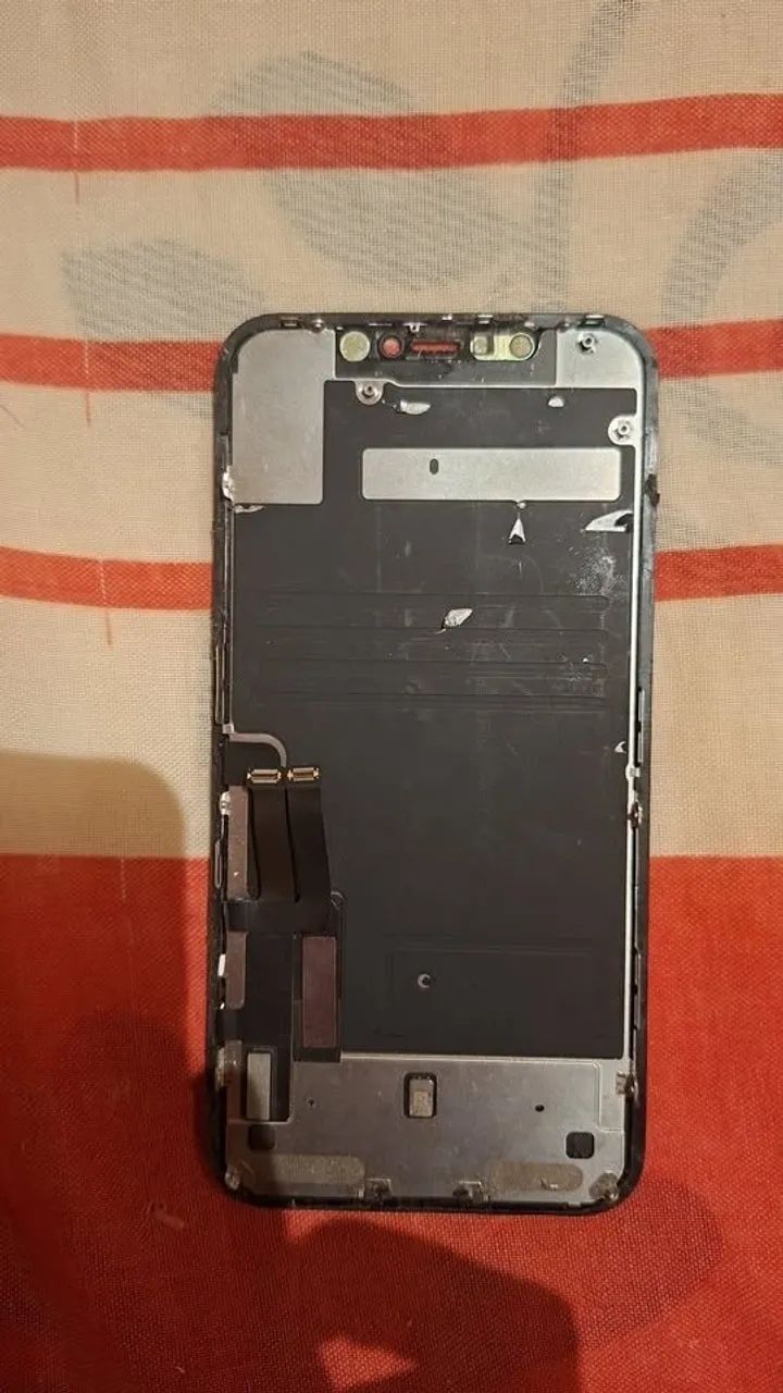 Tela iPhone 11 + Capa iPhone 11 - Foto 3
