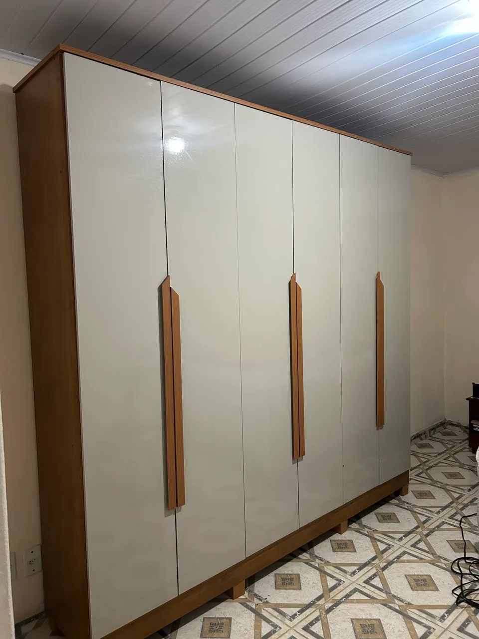 Vendo guarda roupa 