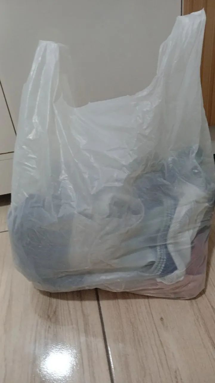 Roupas pra doar 