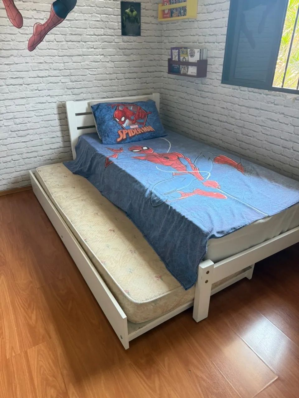 Bi Cama de solteiro e armário  - Foto 2