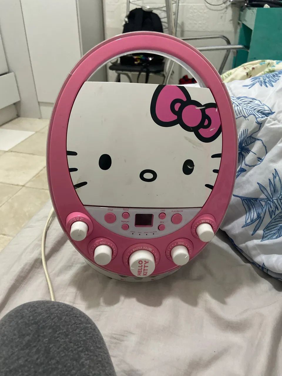 caixa de som da hello kitty original da sanrio 