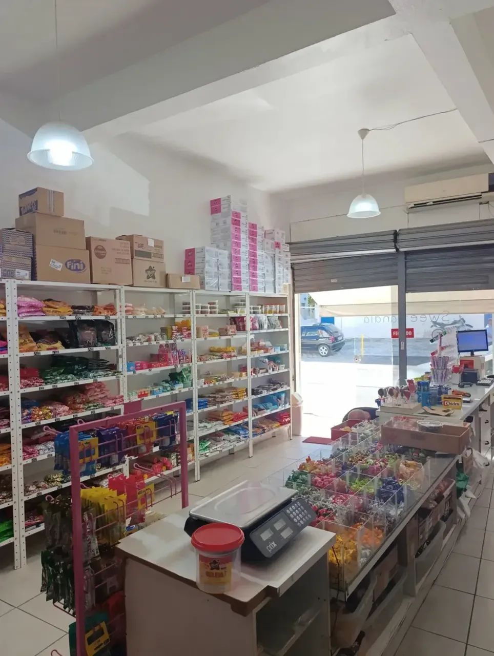RR -  PRÉDIO MISTO NO ESTREITO 364M² - 2 LOJAS + 5 APTOS + 2 VAGAS - Foto 3