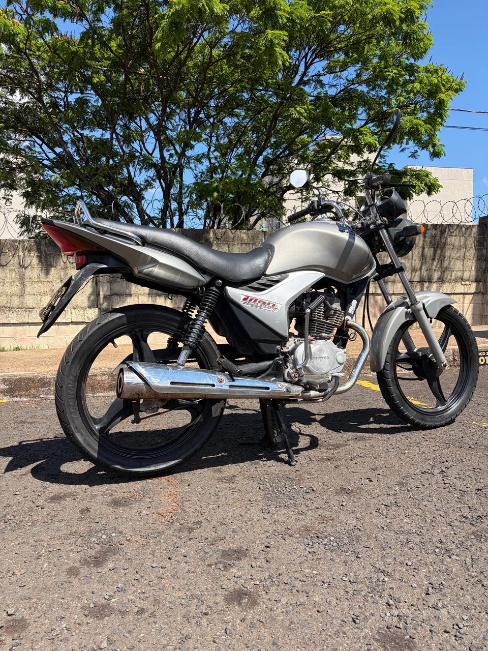 Titan 150 ks mix 2010 - Foto 2