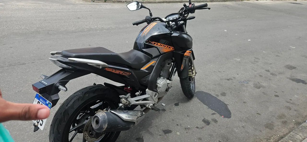 CB250F twister 2021