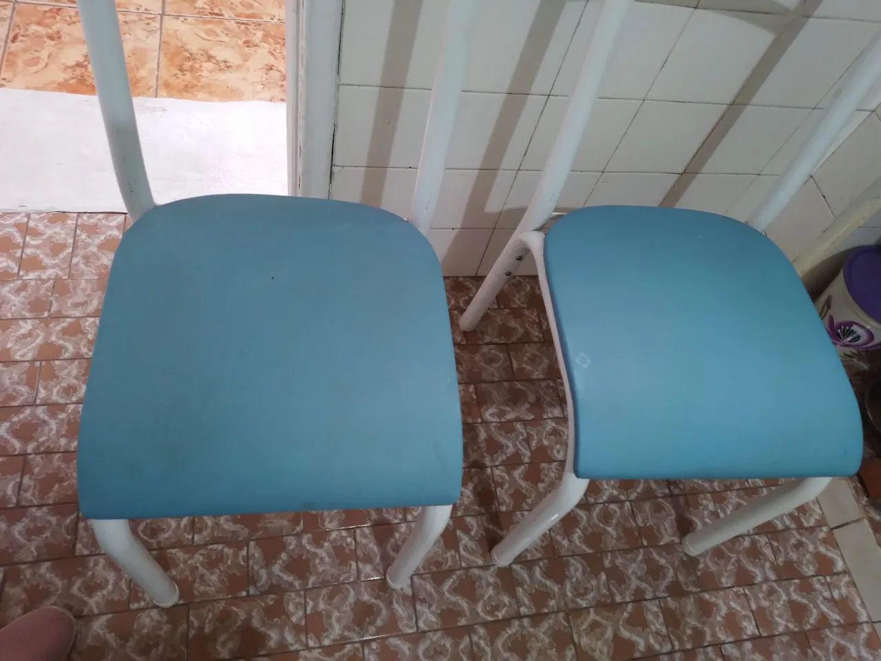 Mesa de granito com 3 cadeiras  - Foto 2