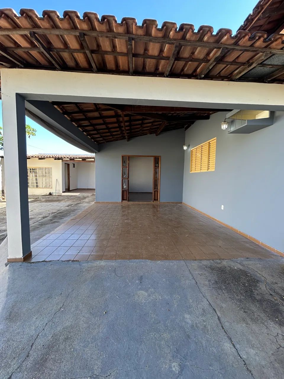 ALUGO-SE ESTE IMÓVEL  - Foto 2