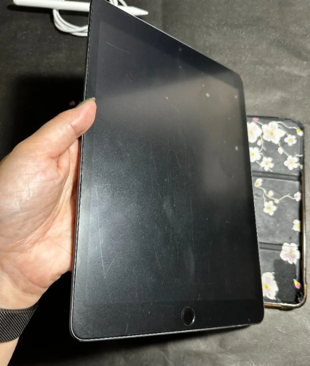 iPad 7 Space Gray - OLX Pay - Faço Troca e Parcelo 18x  - Foto 5