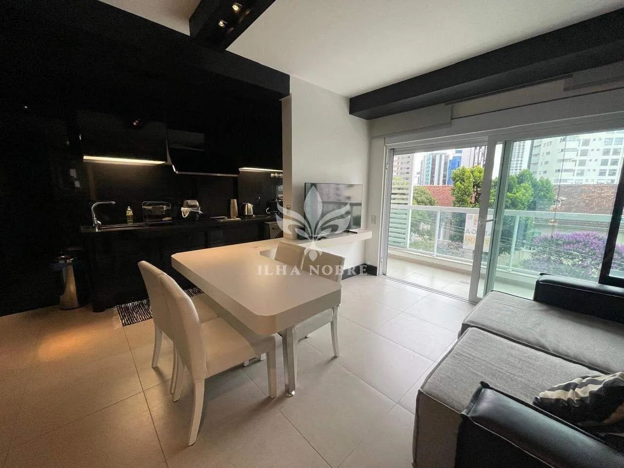 Studio mobiliado para aluguel no Centro de Florianópolis com 53 m² - Foto 4