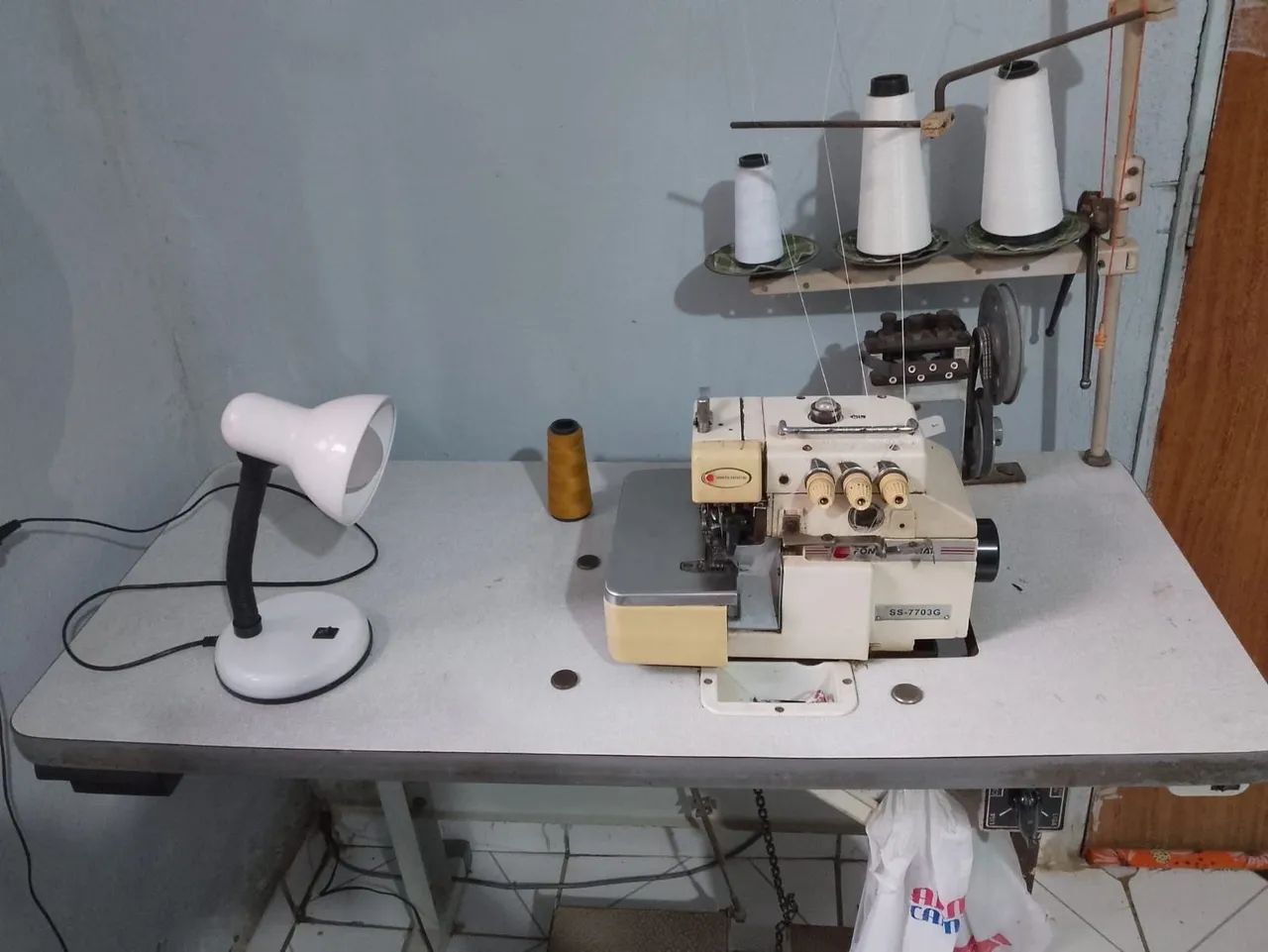 Overloque industrial 