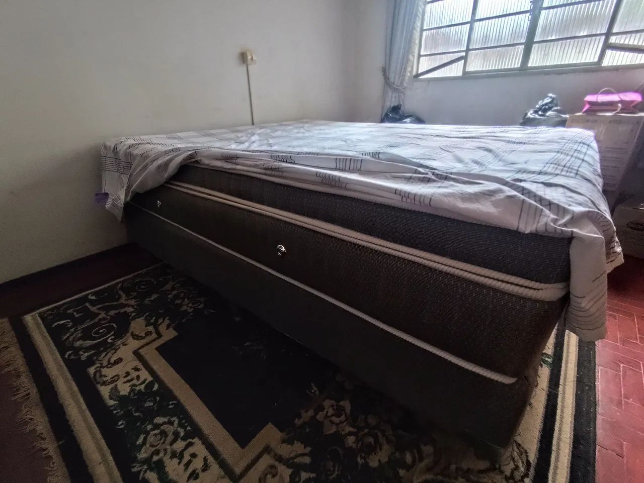 Cama box Queen Absolut Spring usada - Foto 3