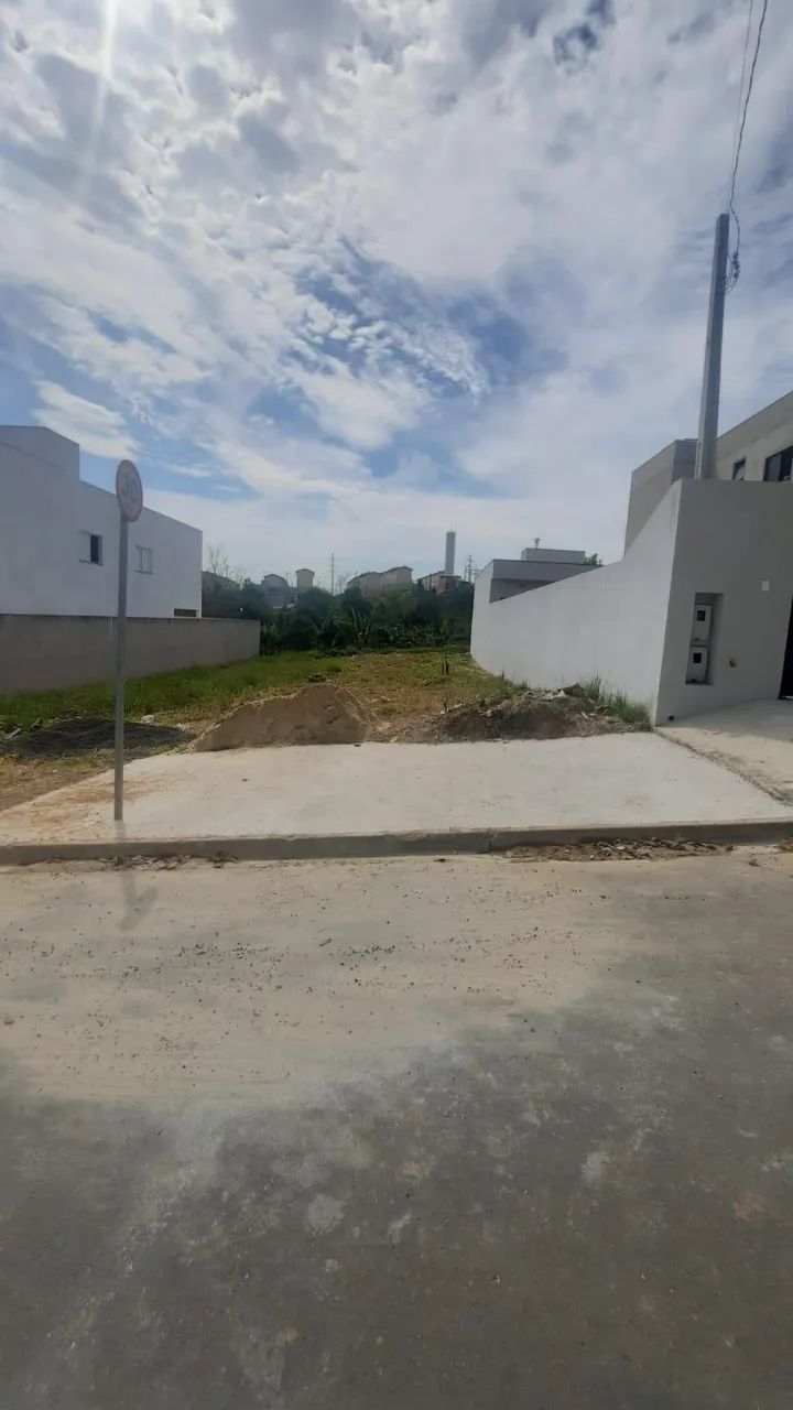 Terreno à venda em Indaiatuba, Jardim das Maritacas, com 210 m²