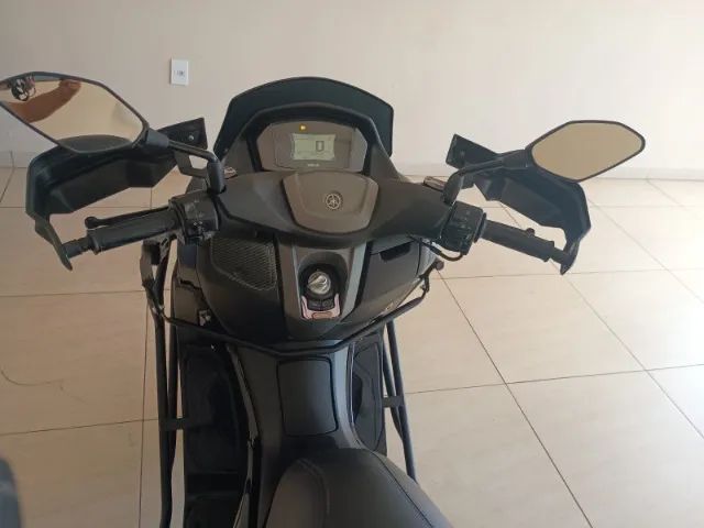 NMAX 160 ABS - Foto 4