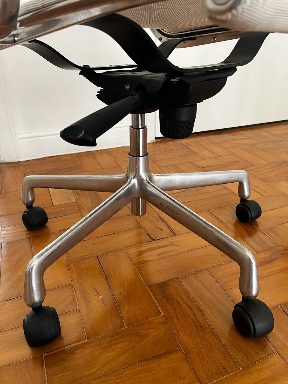 Cadeira de escritório Eames - Foto 4