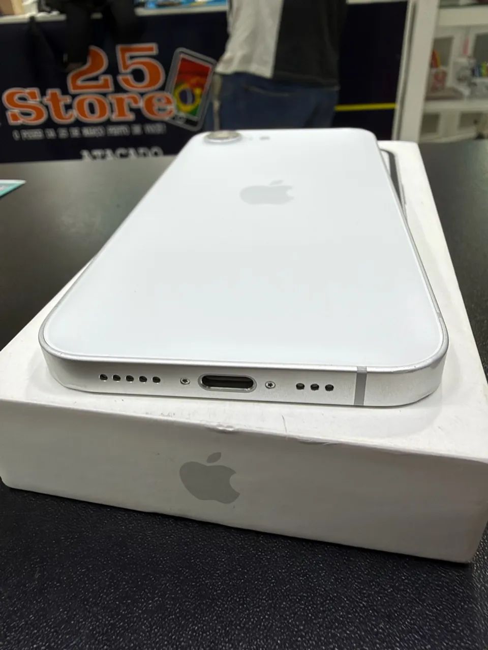 iPhone 16E  - Foto 3