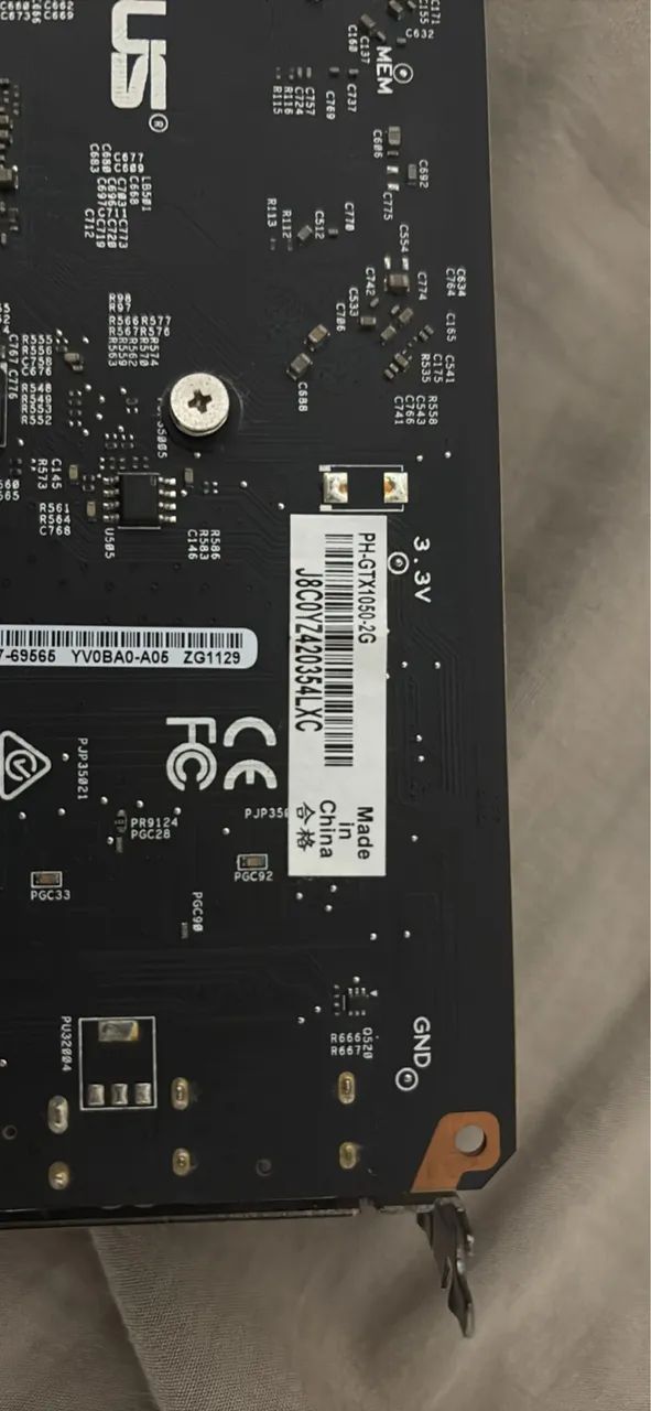 ASUS Phoenix GeForce GTX 1050 2GB. - Foto 3