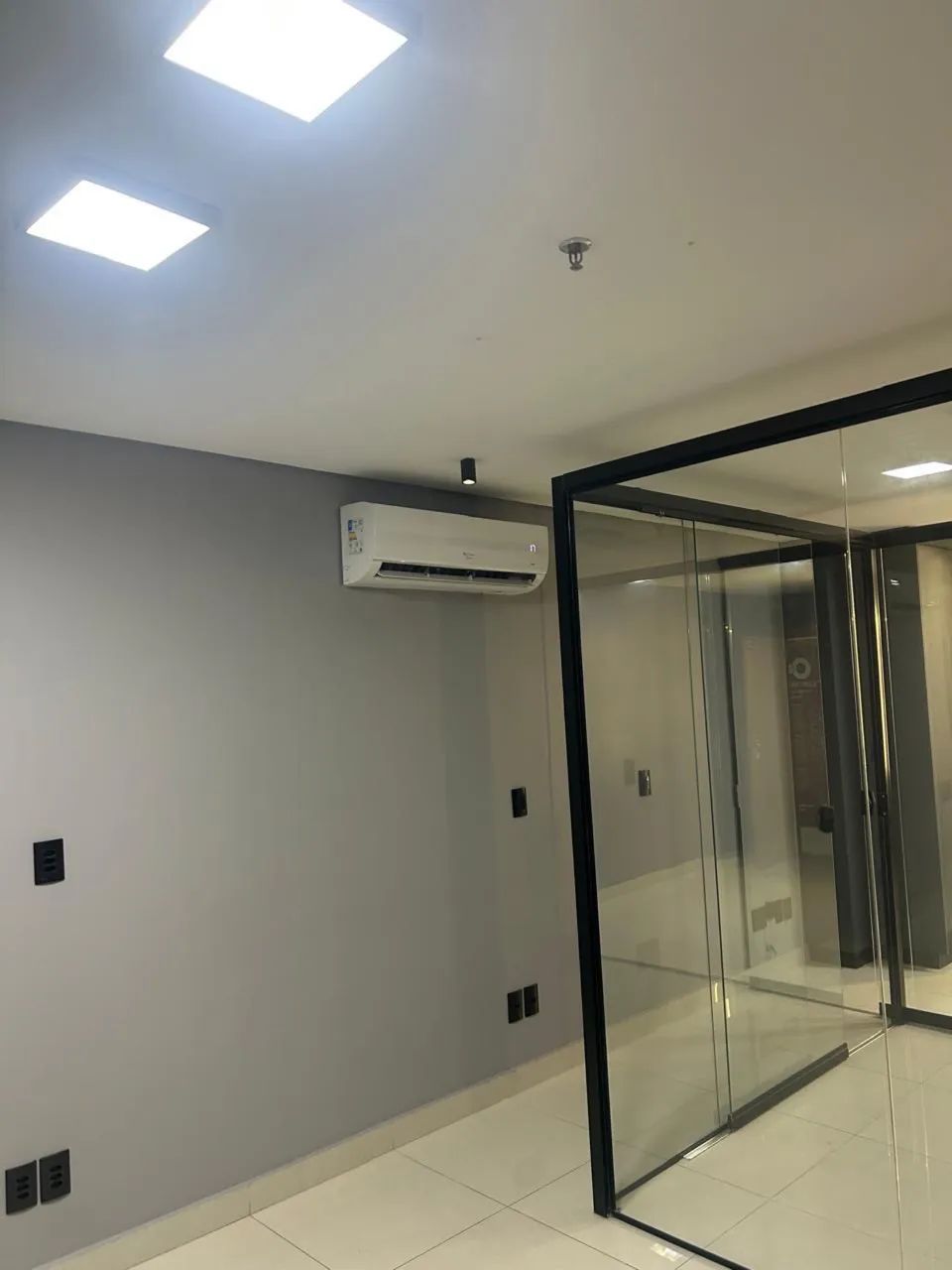 ALUGA-SE SALA COMERCIAL - LOURENÇO OFFICE - Foto 5