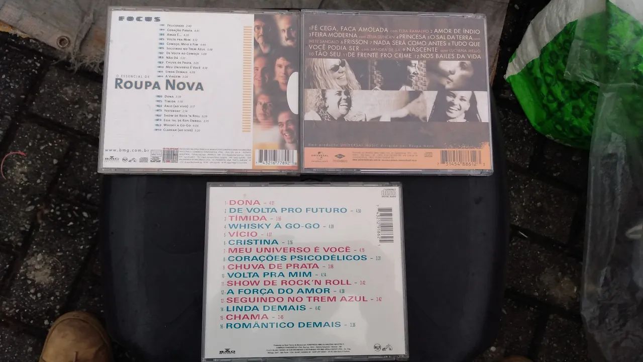 Kit 3cds roupa nova ótimo estado.  - Foto 2