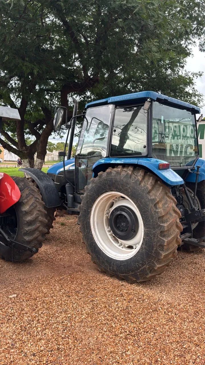 Trator TL100 2007 4x4 gabinado - Foto 5