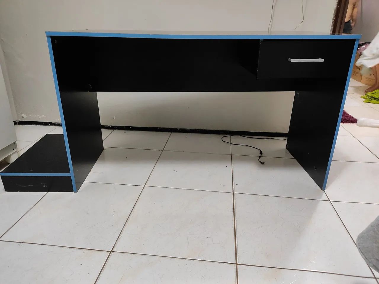 Mesa Gamer, Azul e Preta, Com espaço pra CPU