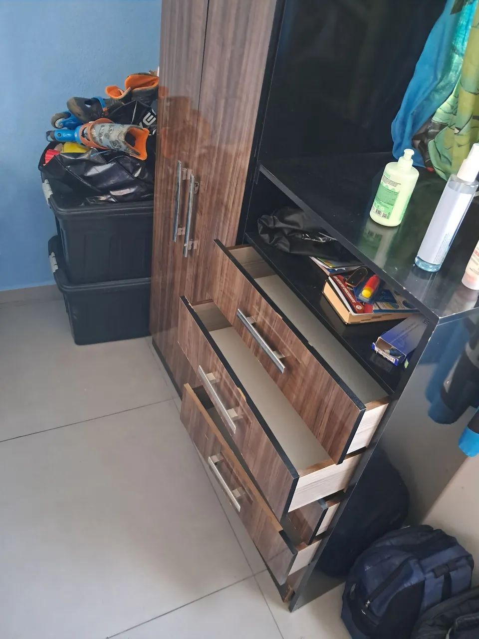 Comoda com 5 gavetas . - Foto 2