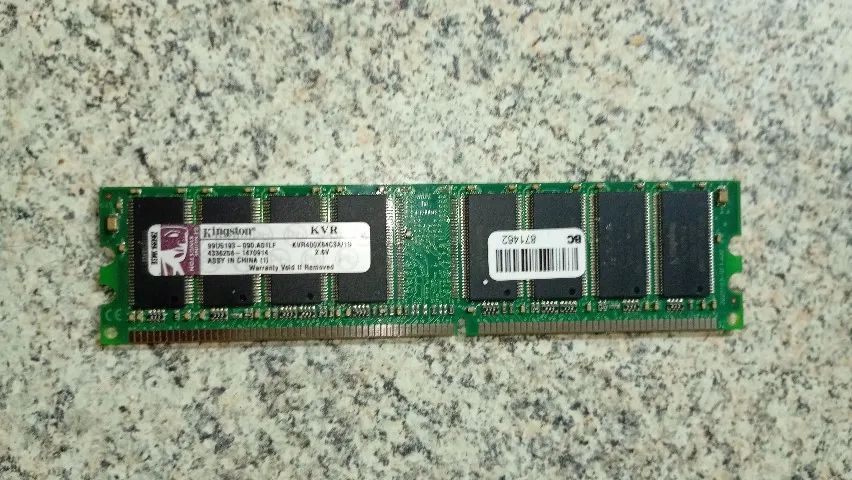 Memória Ram Kingston DDR 1  1GB.