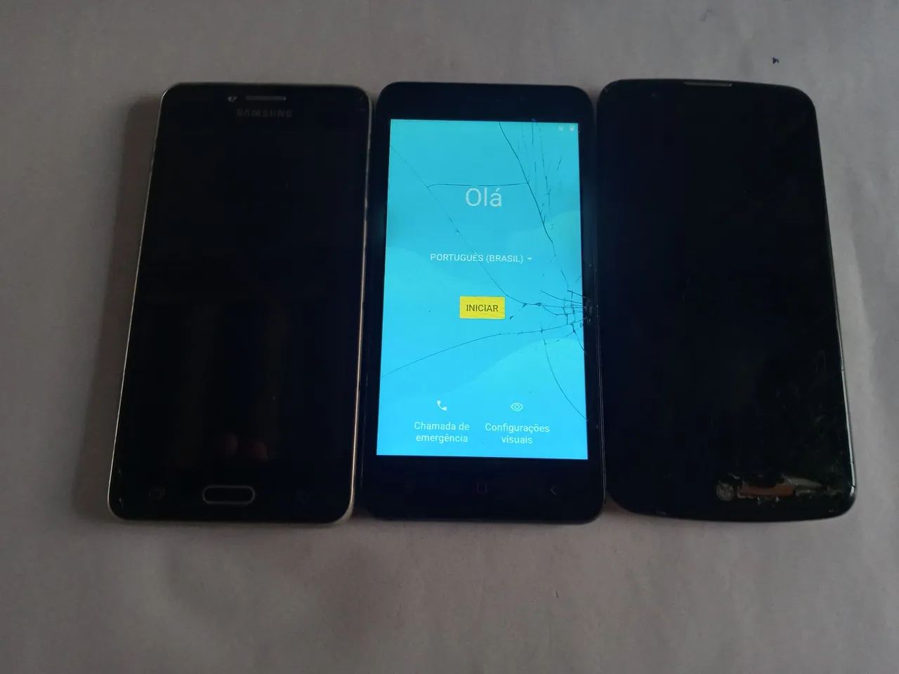 Três celulares para arrumar ou tirar peças