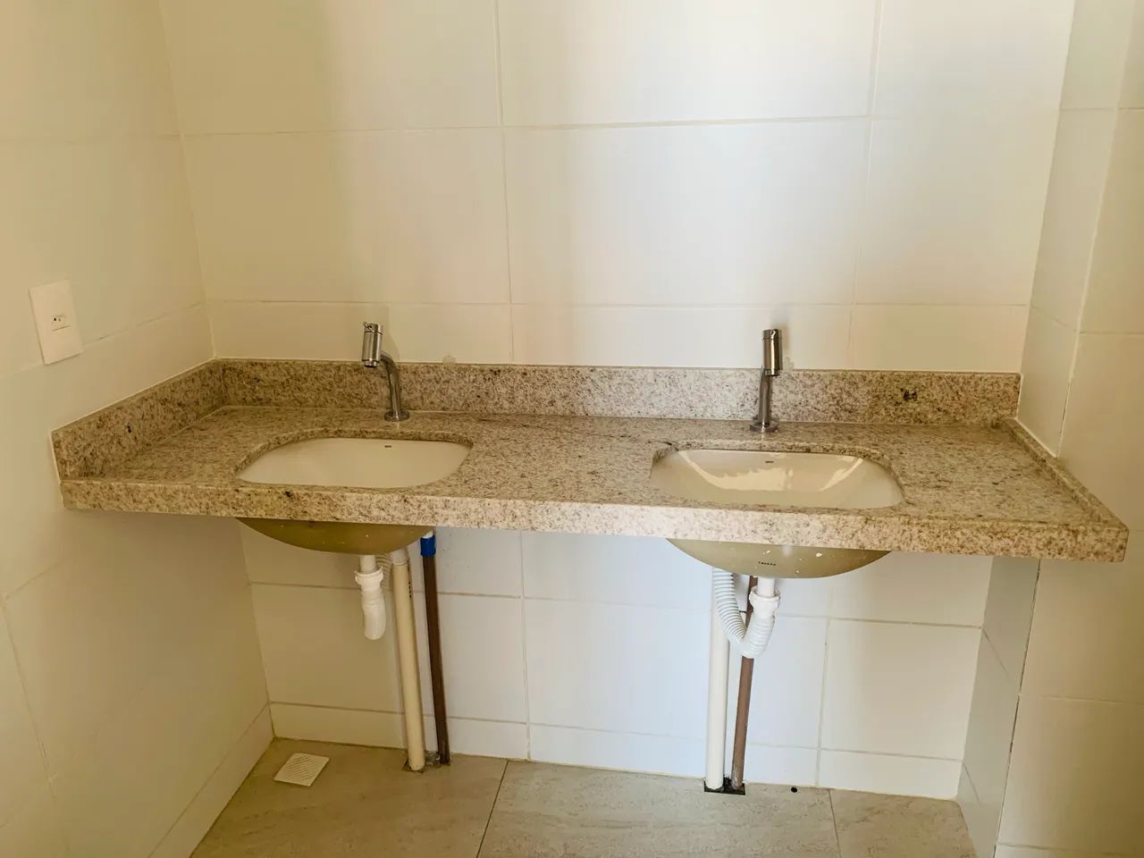 Conjunto de pias em granito  - Foto 5