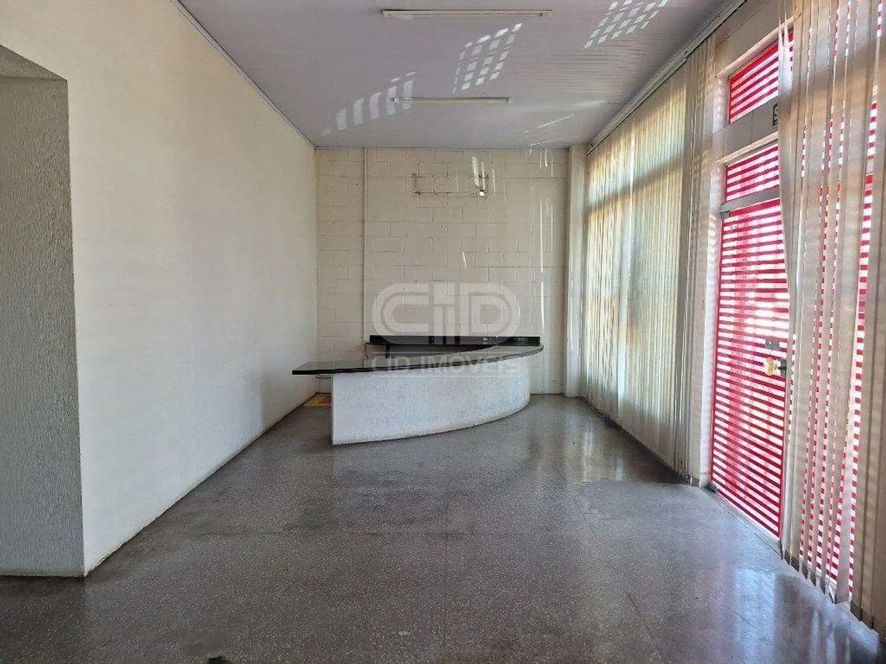 Ponto Comercial com 480m² na Av. Fernando Correa - Foto 3