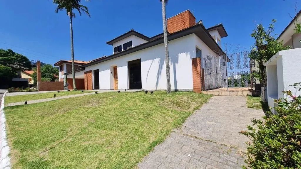 Casa à venda, Alphaville, com 5 suítes, com 620 m²