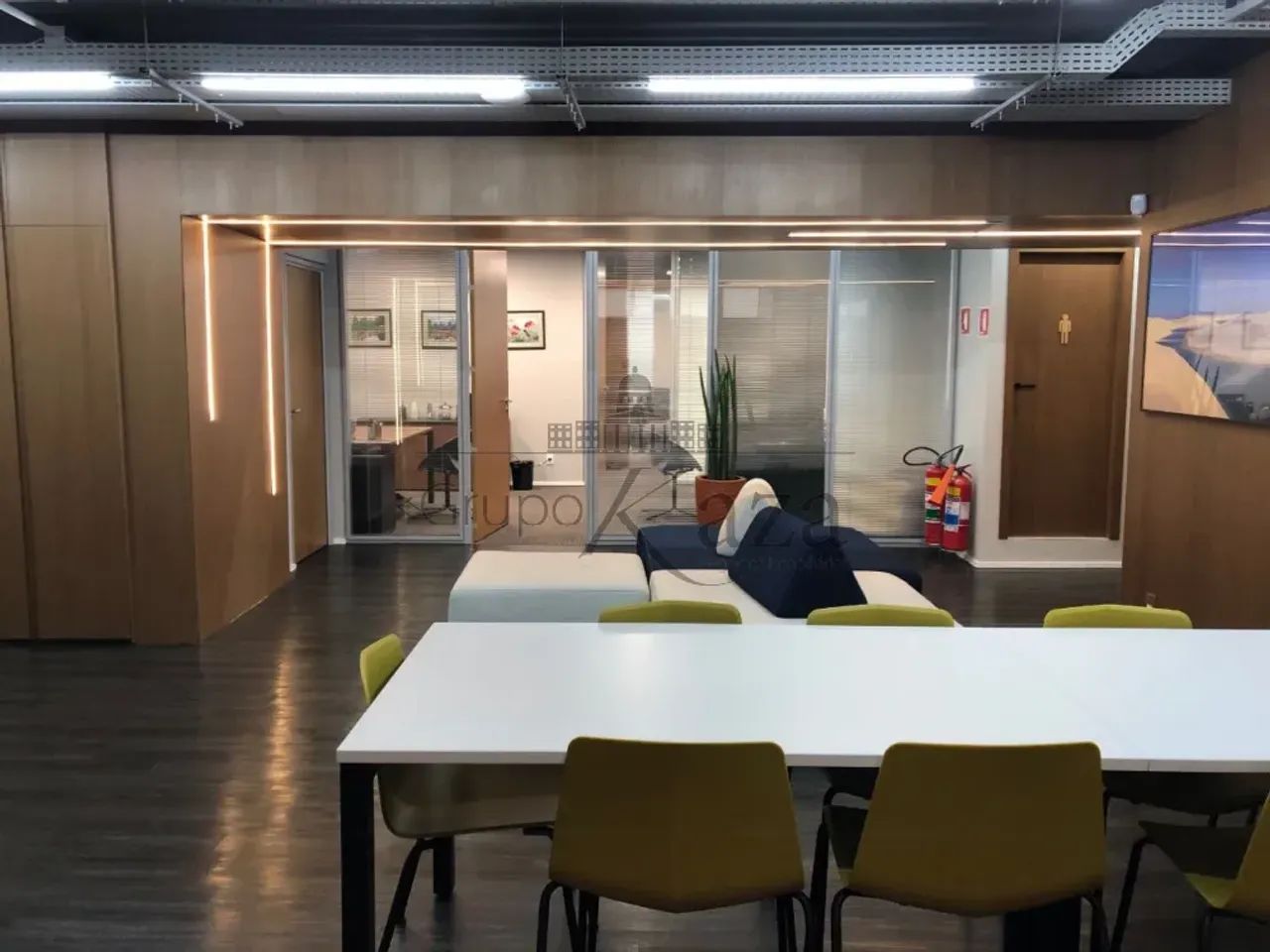 Sala Sobreloja - Jardim América - 400m² - Alto Padrão. - Foto 4
